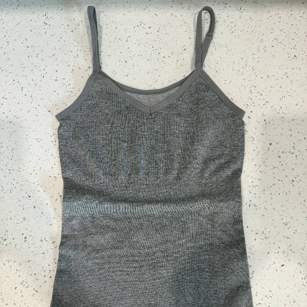 Women’s small grey cami
